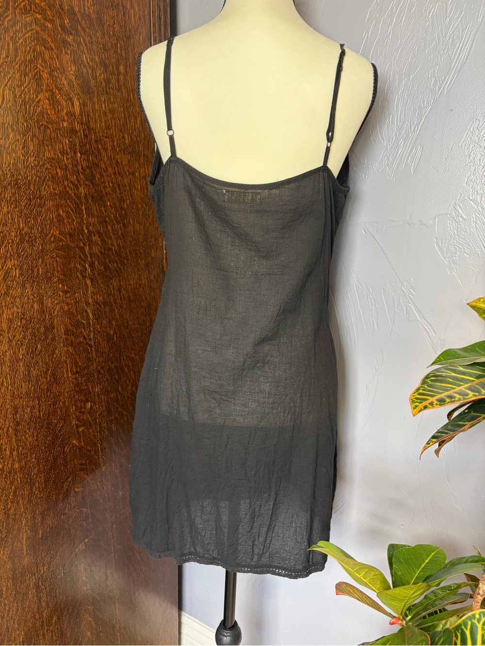 Ruby Yaya Black Lace Crochet V-Neck Maxi Dress With Black Slip Dress - Picture 8 of 15